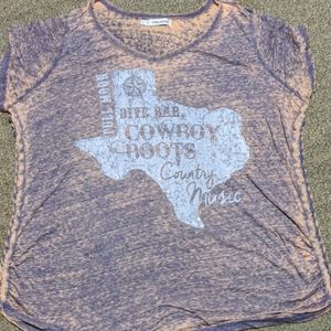 Maurice's top, bleached look